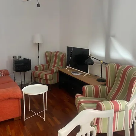 Pequena Sara Apartment Santander