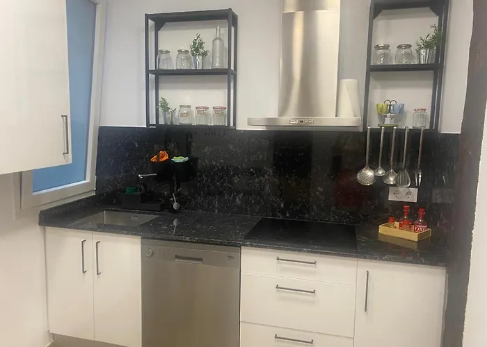 Pequena Sara Апартаменты Сантандер